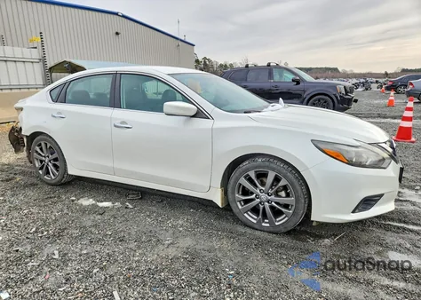 2018 Nissan Altima 2.5 from USA, damaged, VIN 1N4AL3APXJC146338